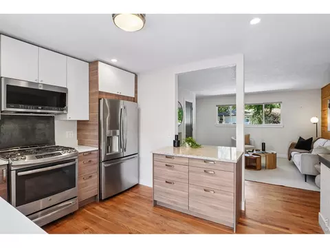 Kitchen - 1552 Oak Ave, Boulder, CO 80304 photo 5 of 7