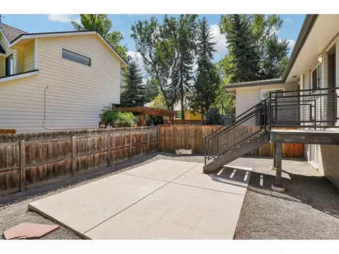 Exterior - 1552 Oak Ave, Boulder, CO 80304 photo 8 of 11