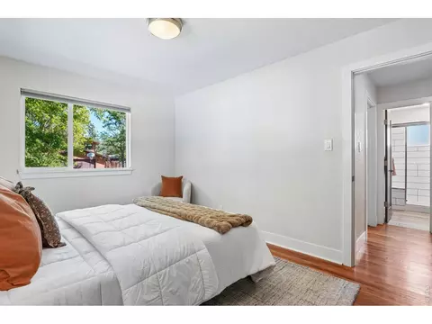 Bedroom - 1552 Oak Ave, Boulder, CO 80304 photo 2 of 8