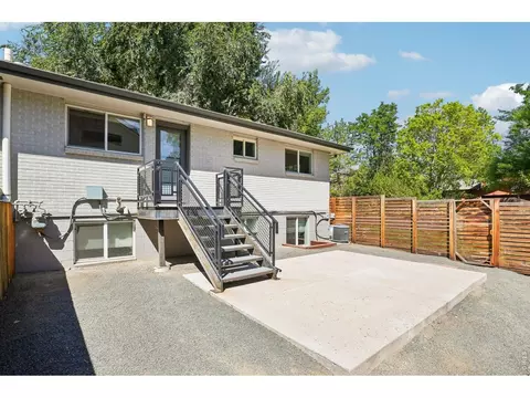 Exterior - 1552 Oak Ave, Boulder, CO 80304 photo 5 of 11