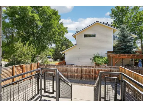 Exterior - 1552 Oak Ave, Boulder, CO 80304 photo 3 of 11
