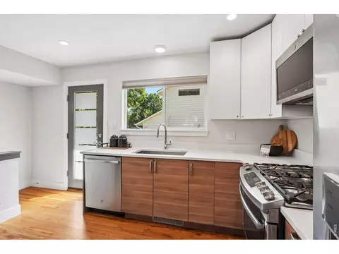 Kitchen - 1552 Oak Ave, Boulder, CO 80304 photo 6 of 7