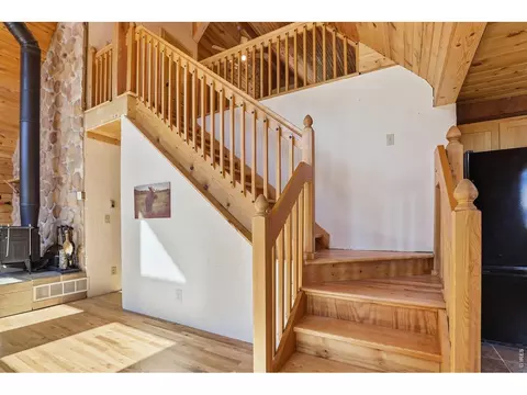 Entry Way - 750 Cougar Dr, Boulder, CO 80302 photo 2 of 2