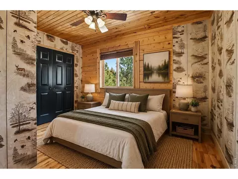 Bedroom - 750 Cougar Dr, Boulder, CO 80302 photo 2 of 3