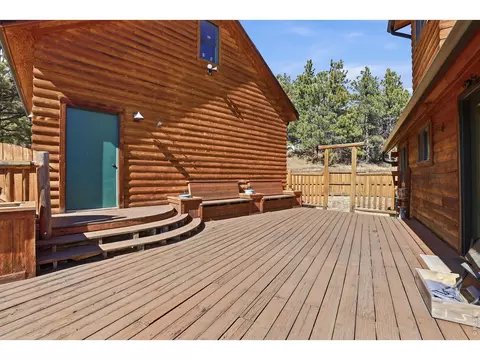 Exterior - 750 Cougar Dr, Boulder, CO 80302 photo 6 of 10