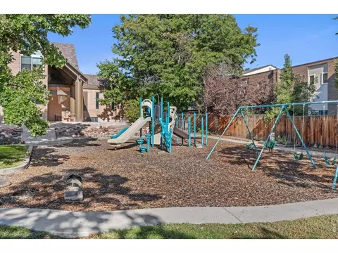 Exterior - 1415 Bradley Dr, Boulder, CO 80305 photo 4 of 8