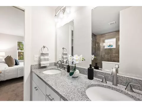 Bath - 812 E Baseline Rd #B, Lafayette, CO 80026 photo 4 of 5
