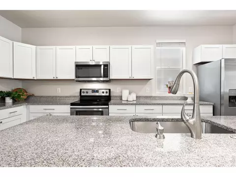 Kitchen - 812 E Baseline Rd #B, Lafayette, CO 80026 photo 6 of 7