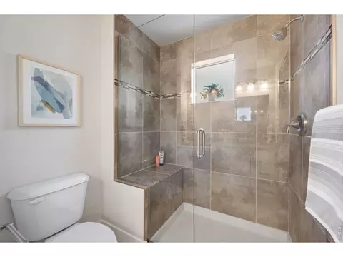 Bath - 812 E Baseline Rd #B, Lafayette, CO 80026 photo 3 of 5