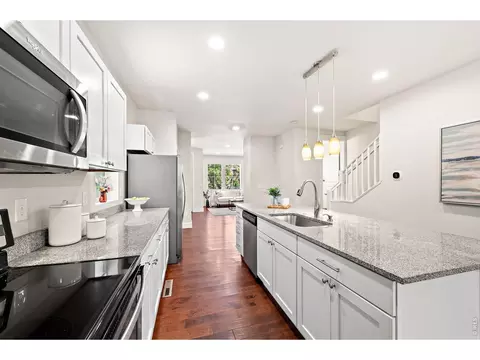 Kitchen - 812 E Baseline Rd #B, Lafayette, CO 80026 photo 5 of 7