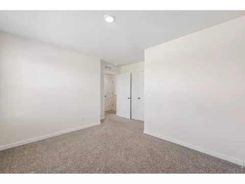 Bedroom - 21891 E 7th Ave, Aurora, CO 80018 photo 3 of 6