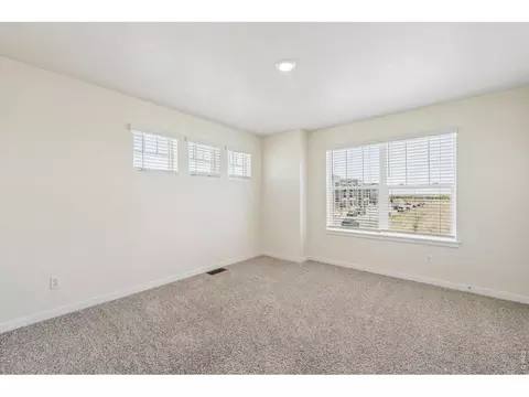 Bedroom - 21891 E 7th Ave, Aurora, CO 80018 photo 5 of 6