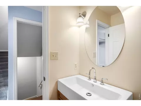 Bath - 4845 Old Post Cir, Boulder, CO 80301 photo 3 of 6