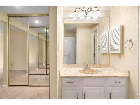 Bath - 4845 Old Post Cir, Boulder, CO 80301 photo 1 of 6