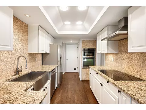 Kitchen - 4845 Old Post Cir, Boulder, CO 80301 photo 2 of 3