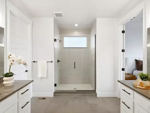 Bath - 1746 Abundance Dr, Windsor, CO 80550 photo 1 of 5