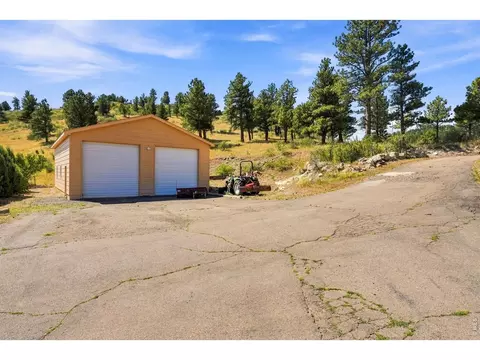 Exterior - 7372 Olde Stage Rd, Boulder, CO 80302 photo 4 of 12