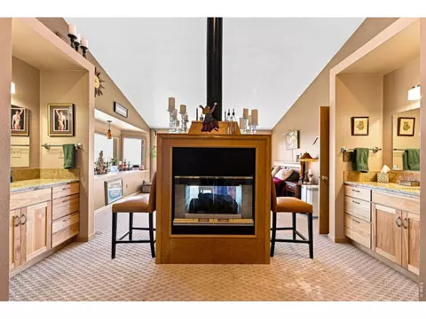 Bath - 7372 Olde Stage Rd, Boulder, CO 80302 photo 1 of 5