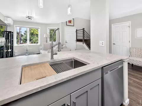 Kitchen - 1633 18th St #6, Boulder, CO 80302 photo 5 of 6