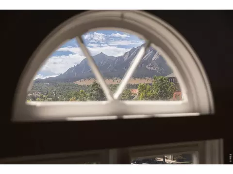 View/Area - 1333 Pine St #4, Boulder, CO 80302 photo 1 of 6