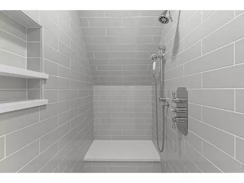 Bath - 1333 Pine St #4, Boulder, CO 80302 photo 4 of 5