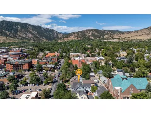 View/Area - 1333 Pine St #4, Boulder, CO 80302 photo 2 of 6