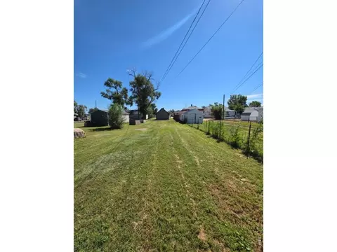 Exterior - 425 N 3rd Ave, Sterling, CO 80751 photo 1 of 3