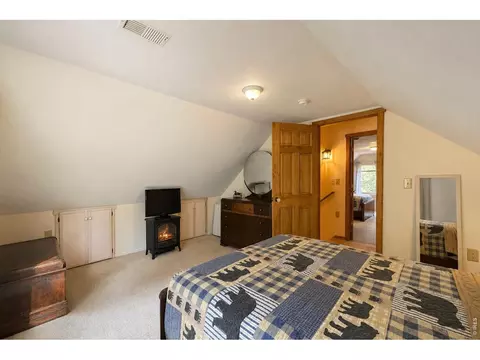 Bedroom - 745 Hickory Dr, Lyons, CO 80540 photo 4 of 8