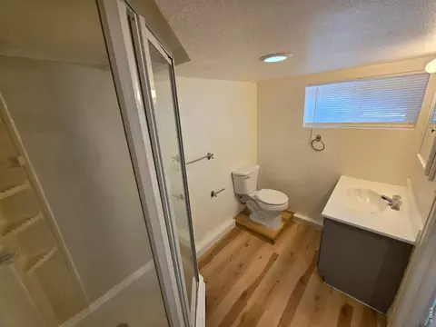 Bath - 709 S 2nd Ave, Sterling, CO 80751 photo 4 of 7