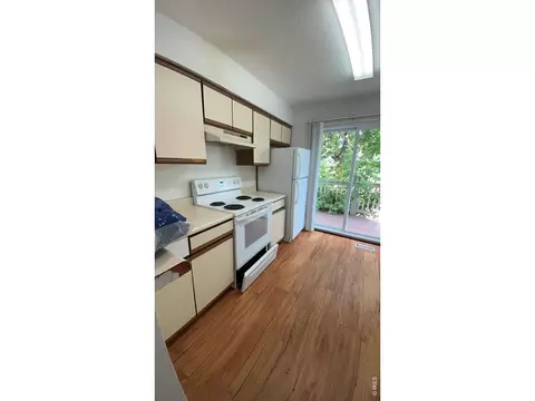 Kitchen - 741 19th St, Boulder, CO 80302 photo 2 of 2
