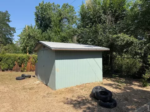 Exterior - 3685 Martin Dr, Boulder, CO 80305 photo 6 of 11