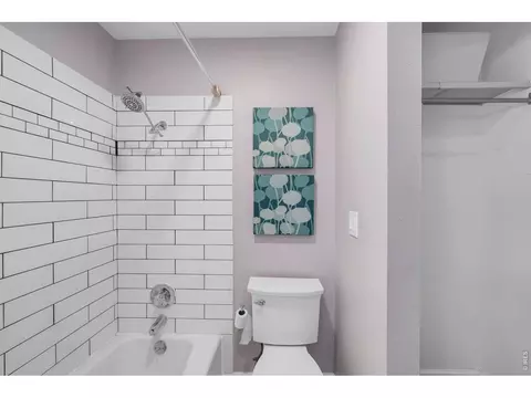 Bath - 3150 Iris Ave #F-108, Boulder, CO 80301 photo 3 of 3