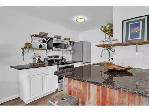 Kitchen - 3150 Iris Ave #F-108, Boulder, CO 80301 photo 1 of 5