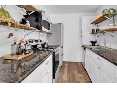 Kitchen - 3150 Iris Ave #F-108, Boulder, CO 80301 photo 2 of 5
