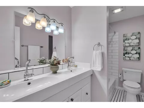 Bath - 3150 Iris Ave #F-108, Boulder, CO 80301 photo 1 of 3