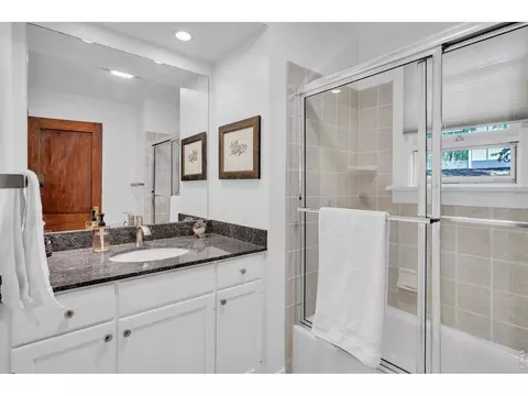 Bath - 3024 6th St, Boulder, CO 80304 photo 1 of 2