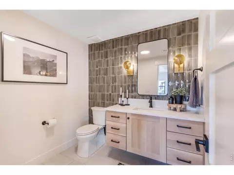 Bath - 32781 Eagleview Dr, Greeley, CO 80631 photo 7 of 8