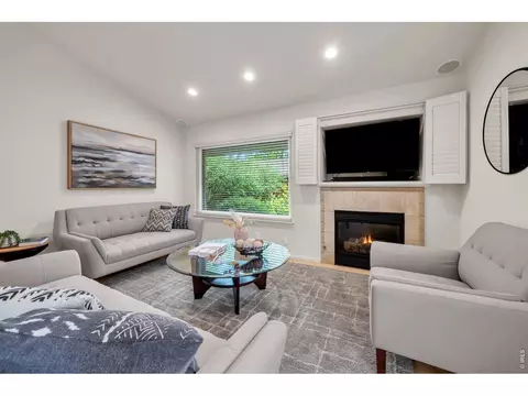 Living - 790 Poplar Ave, Boulder, CO 80304 photo 2 of 3