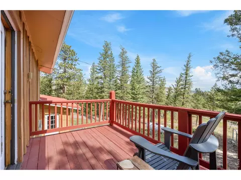 Exterior - 526 Brook Rd, Boulder, CO 80302 photo 8 of 9