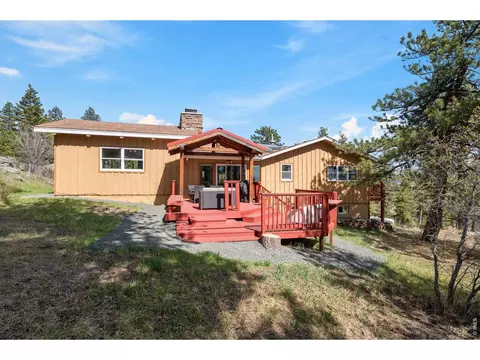 Exterior - 526 Brook Rd, Boulder, CO 80302 photo 6 of 9