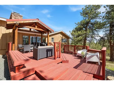 Exterior - 526 Brook Rd, Boulder, CO 80302 photo 7 of 9