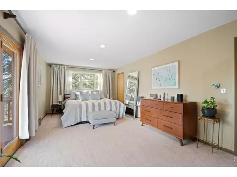 Bedroom - 526 Brook Rd, Boulder, CO 80302 photo 2 of 5