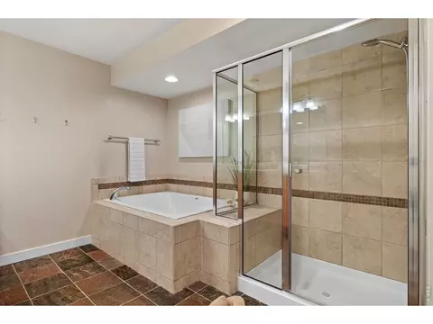 Bath - 3668 Pinedale St, Boulder, CO 80301 photo 4 of 7