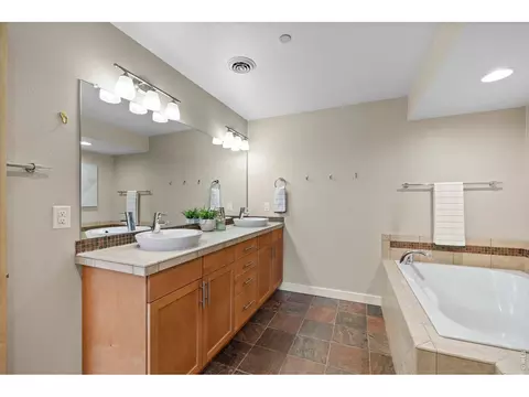 Bath - 3668 Pinedale St, Boulder, CO 80301 photo 5 of 7