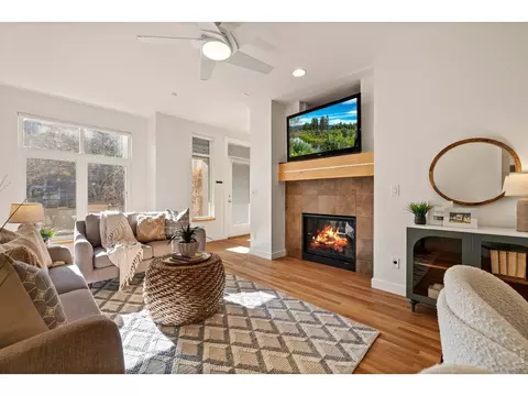 Living - 3668 Pinedale St, Boulder, CO 80301 photo 3 of 8