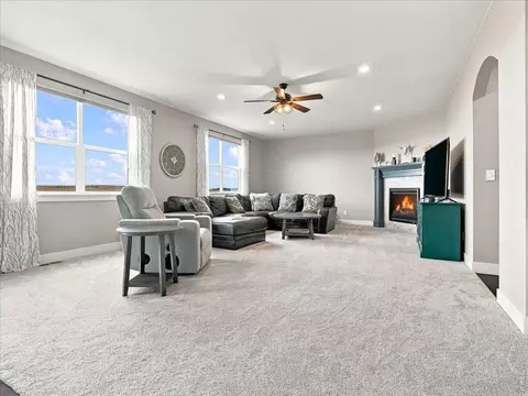 Living - 2245 Stonefish Dr, Windsor, CO 80550 photo 2 of 3