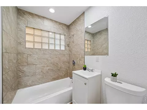 Bath - 1325 Lima St, Aurora, CO 80010 photo 3 of 4