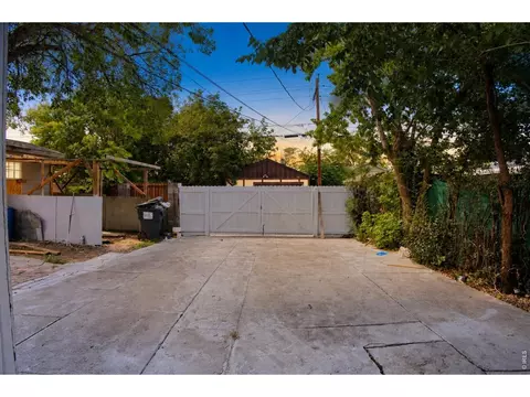 Exterior - 1325 Lima St, Aurora, CO 80010 photo 1 of 5