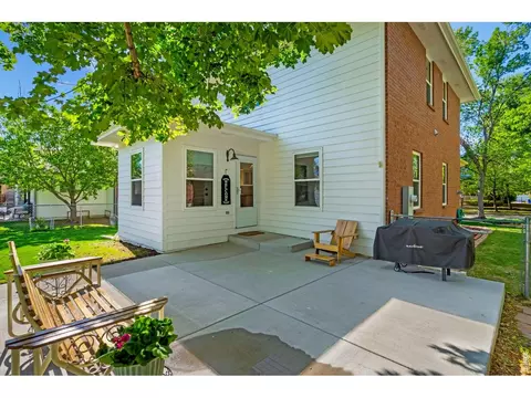 Exterior - 214 E Colorado Ave, Berthoud, CO 80513 photo 5 of 7
