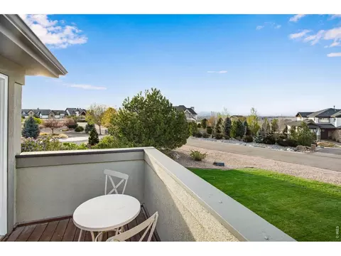 Exterior - 559 Dove Ln, Berthoud, CO 80513 photo 9 of 10